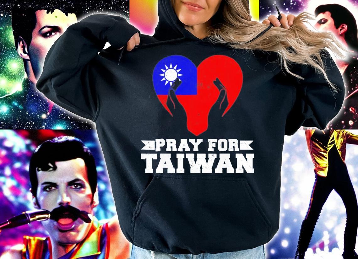 Pray For Taiwan Supporter Taiwanese Flag Heart T-Shirt t-shirt hoodie