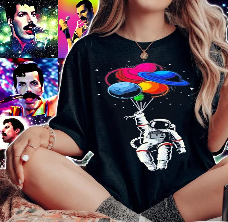 Astronaut Spaceman Planets Funny Space Dwarf Solar System Astronomy T-Shirt t-shirt