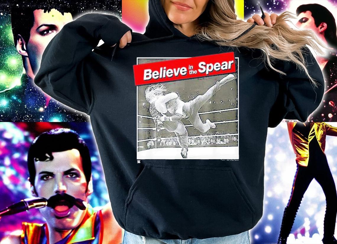 Wwe Spear Roman Reigns Photo Red Type Label T-Shirt t-shirt hoodie
