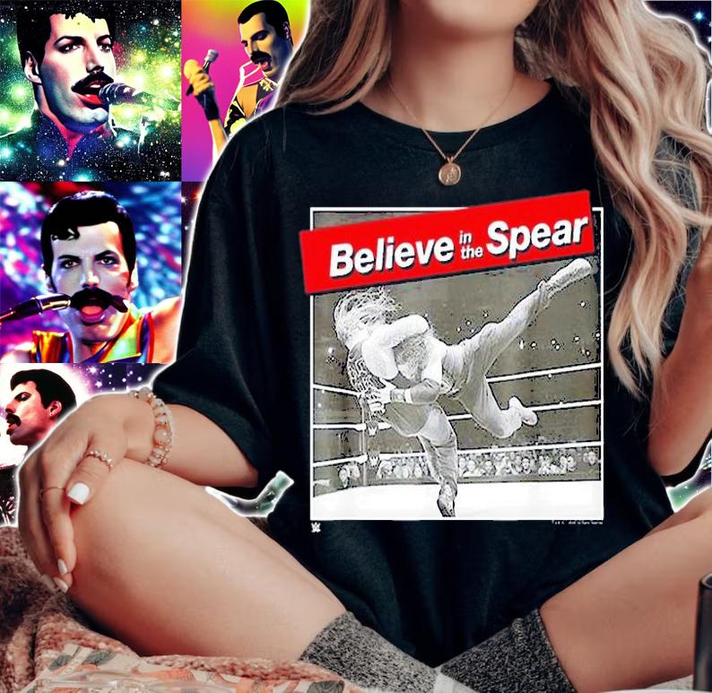 Wwe Spear Roman Reigns Photo Red Type Label T-Shirt t-shirt woman shirt