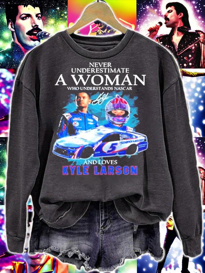 Never Underestimate Who Understand Who Understand Nascar And Love Kyle Larson Signatures T-Shirt