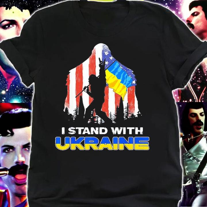 I Stand With Ukraine American Flag Bigfoot T-Shirt shirt
