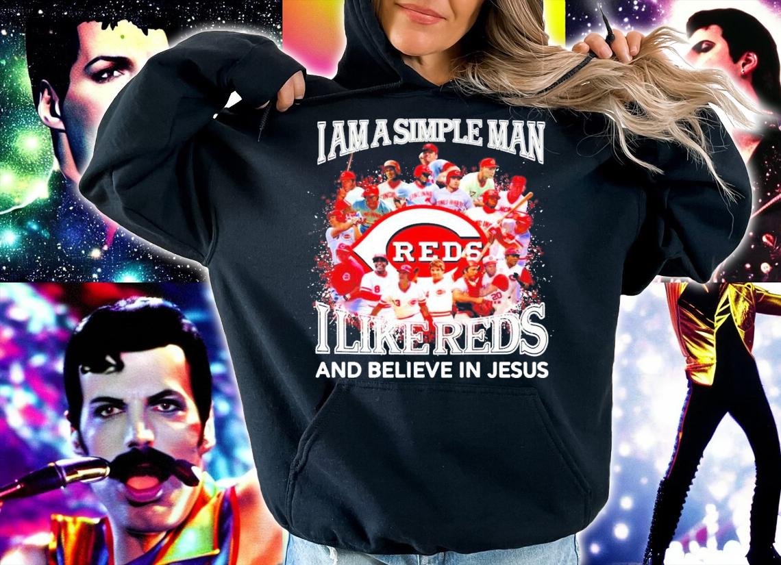 I am a simple man I like Cincinnati Reds and believe in Jesus shirt hoodie
